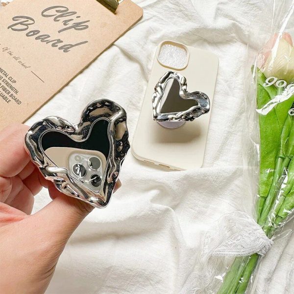 Luxurious Silver Heart Mirror Finger Grip for Smartphones - Image 5