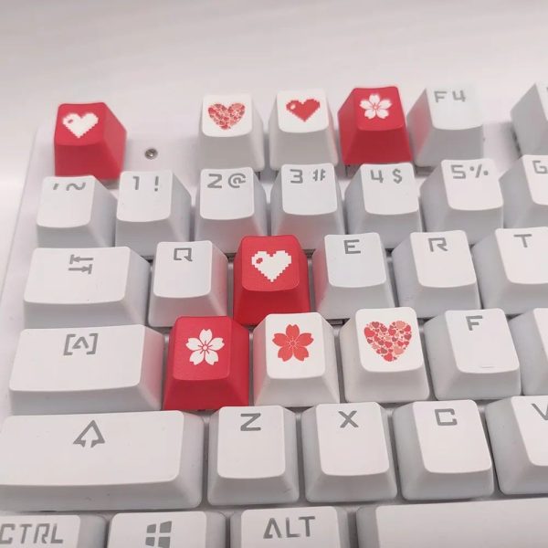 Pixel Heart Keycap for Mechanical Keyboards - Image 3