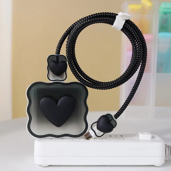 3D Love Heart Cable Protector & Organiser Kit for iPhone - Image 4